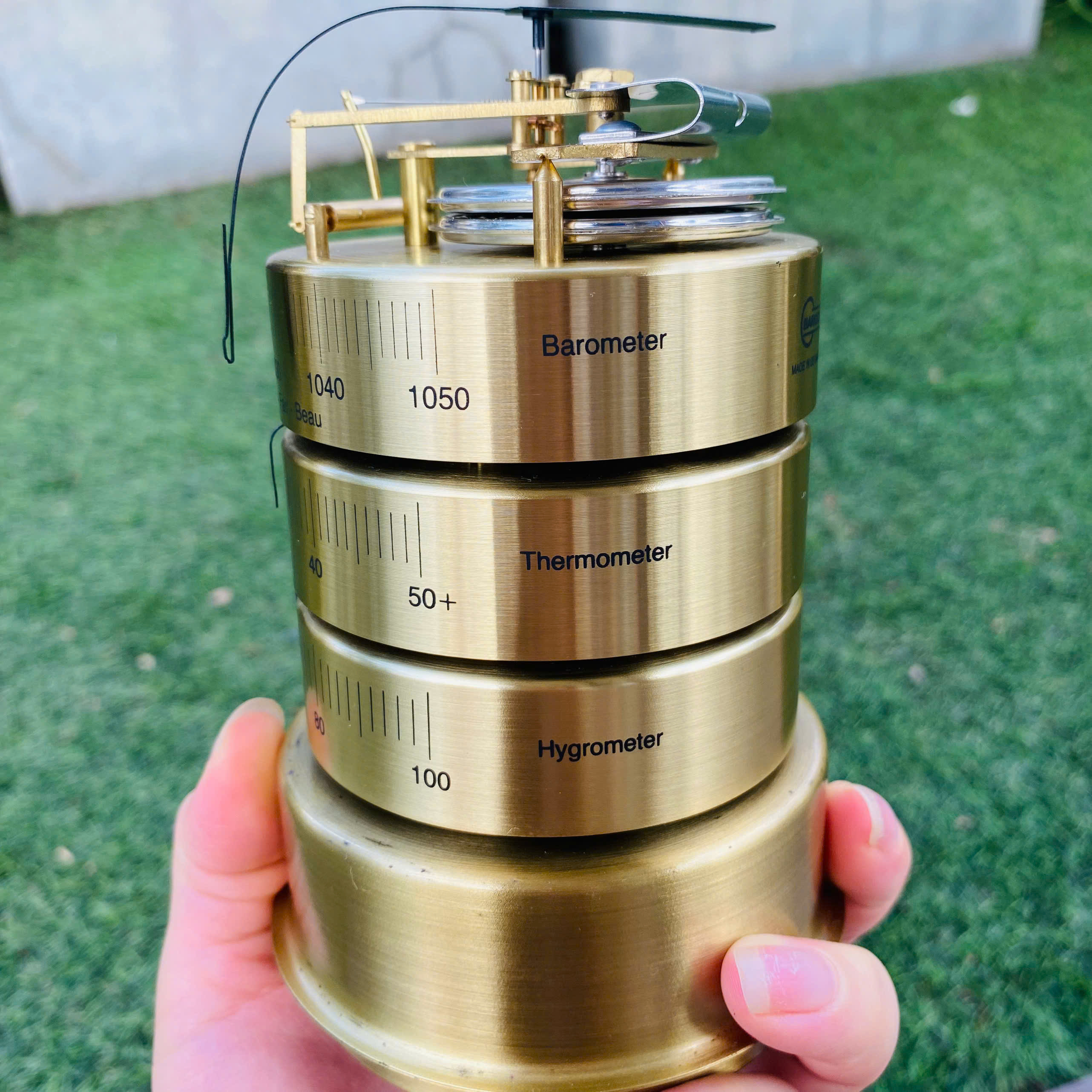Khí áp kế dự báo thời tiết của Đức