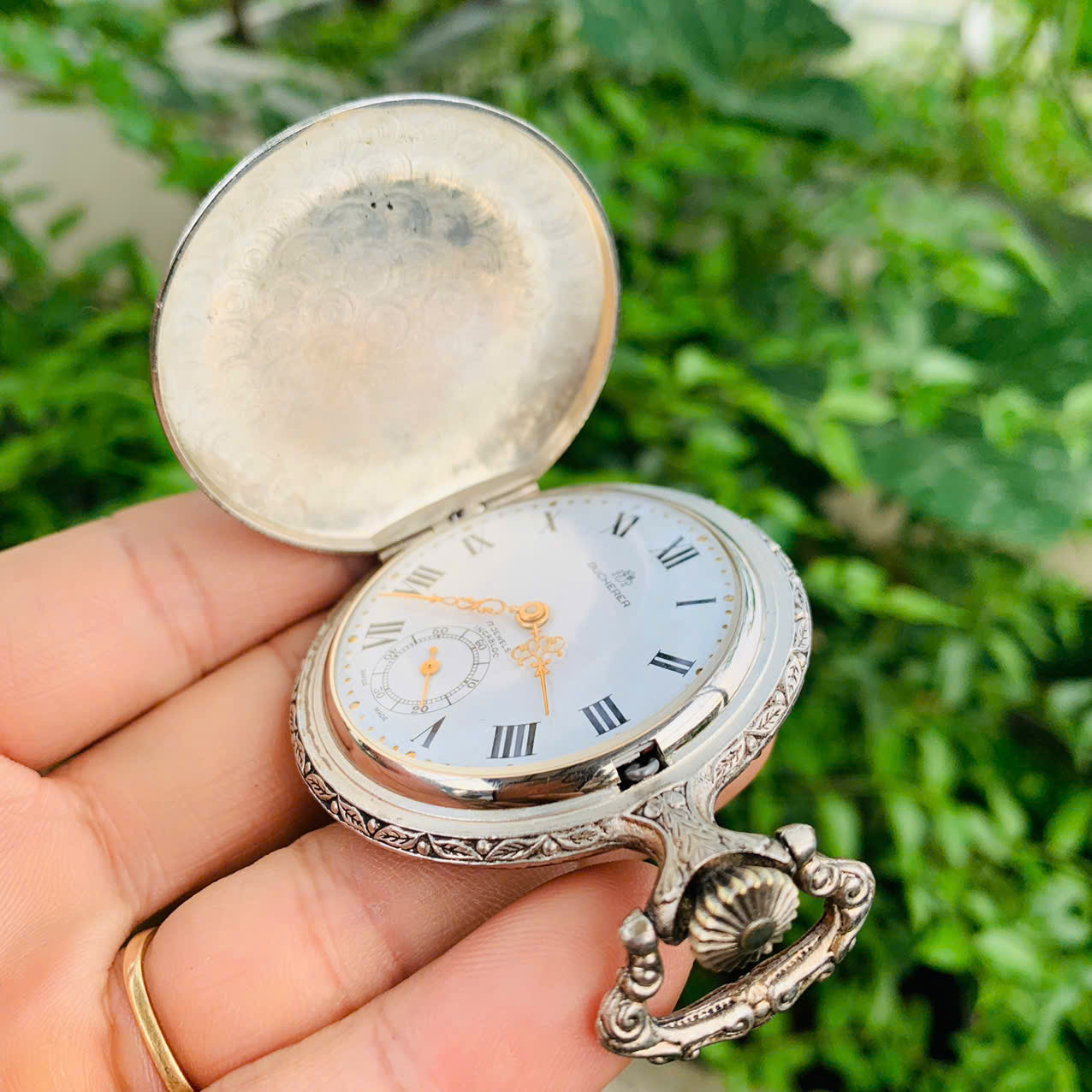 Đồng hồ quýt Bucherer Thụy Sĩ song mã