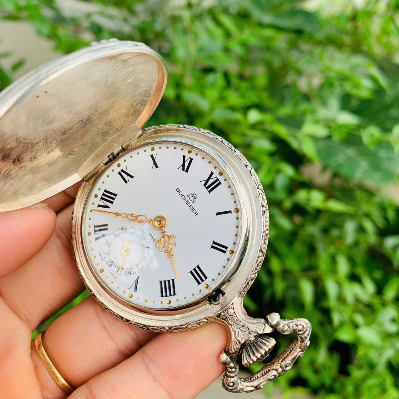 Đồng hồ quýt Bucherer Thụy Sĩ song mã