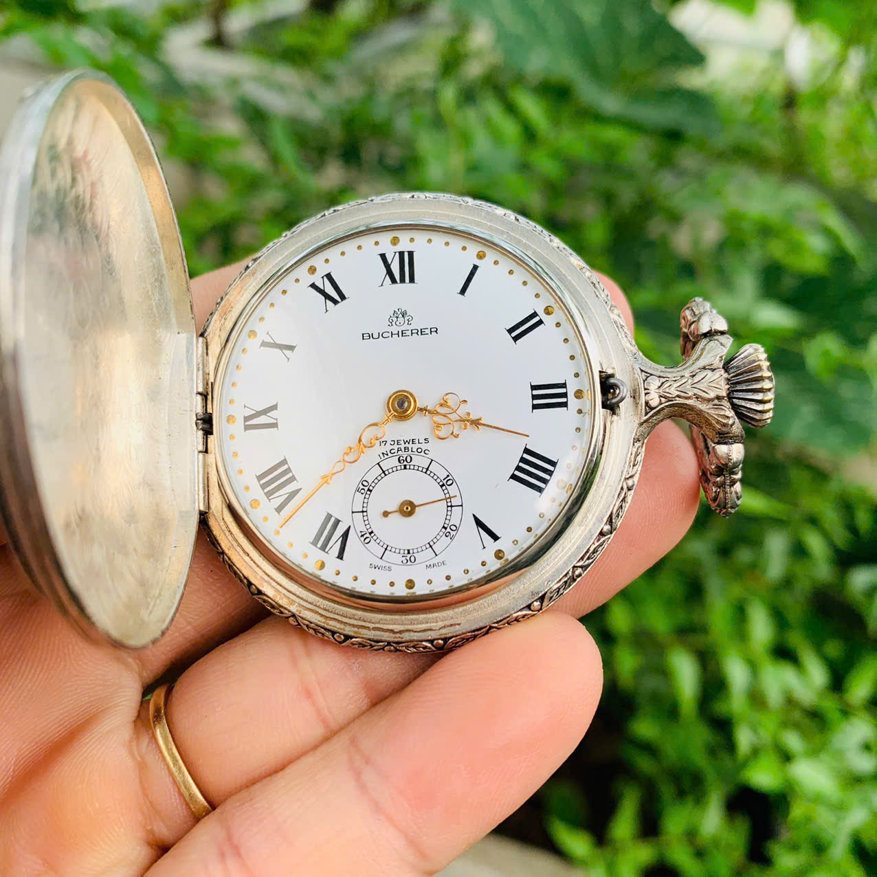 Đồng hồ quýt Bucherer Thụy Sĩ song mã