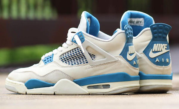 Air Jordan 4 “Military Blue” OG