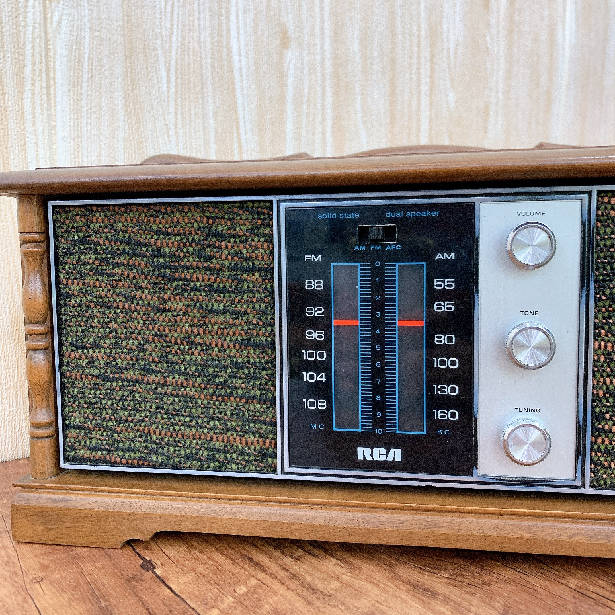 Radio RCA Model RCL-925L vintage