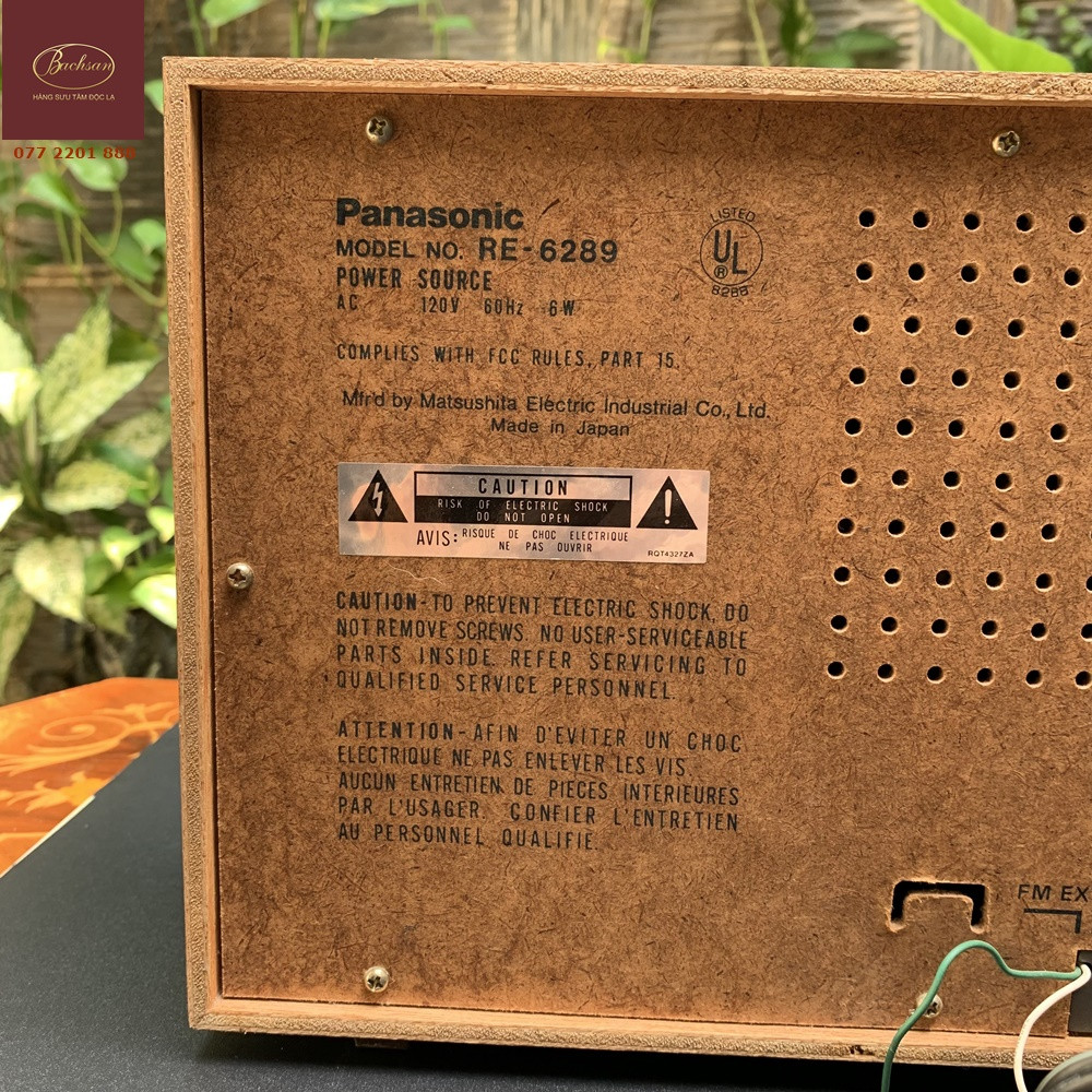 Radio Panasonic Model RE-6289 vỏ gỗ vintage