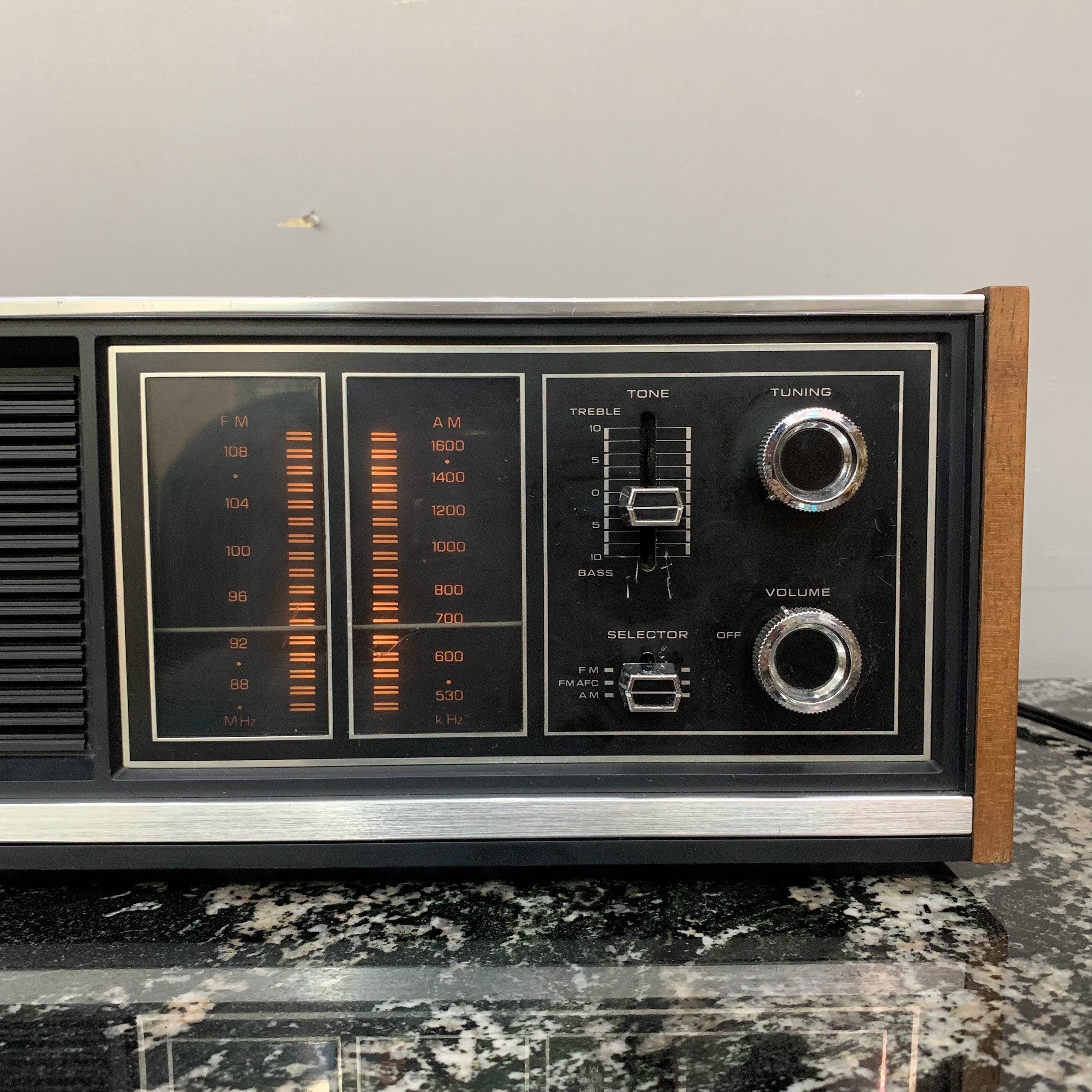 Radio Panasonic Model RE-7371 vintage