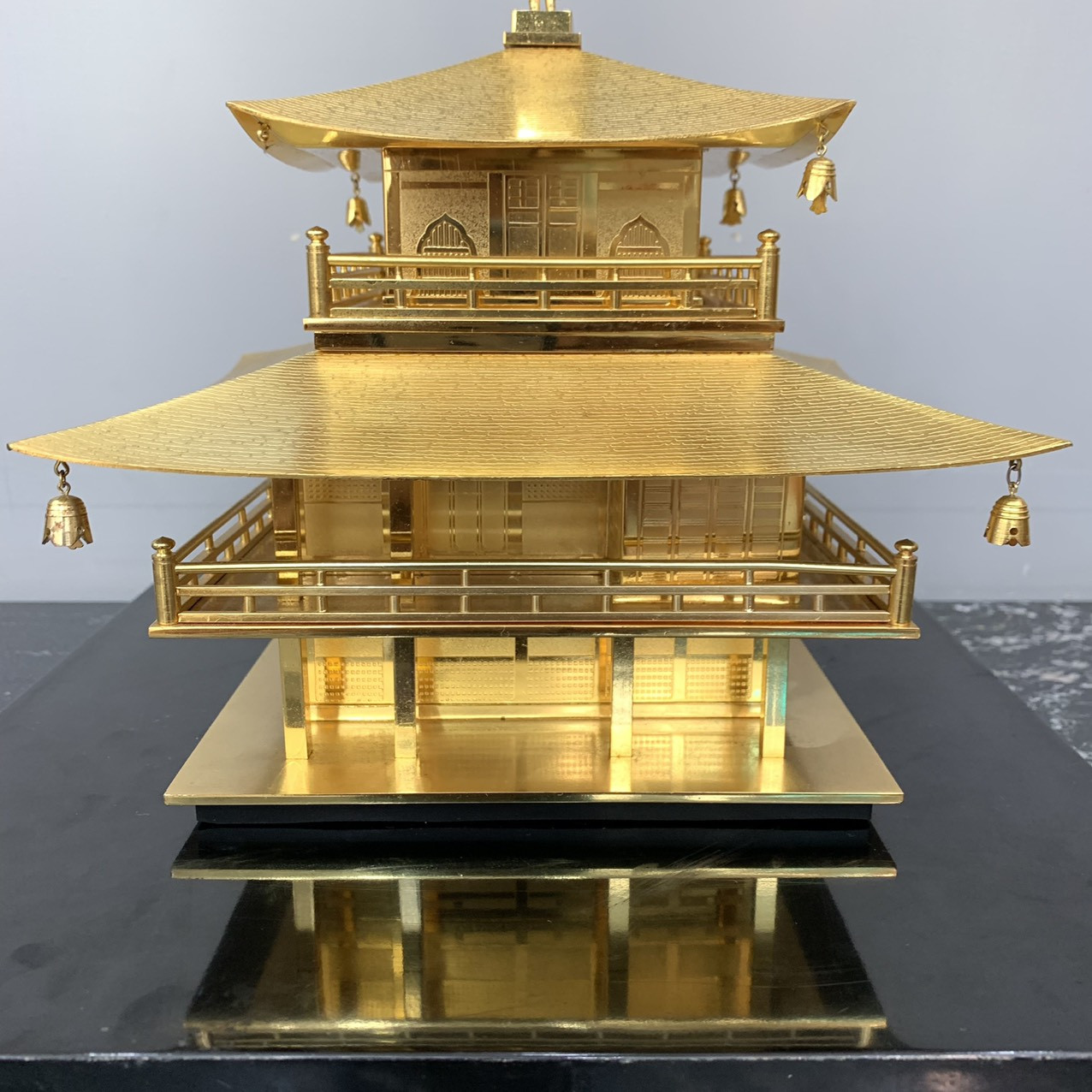 Ngôi đền Kinkaku-Ji Nhật Bản mạ vàng 24K