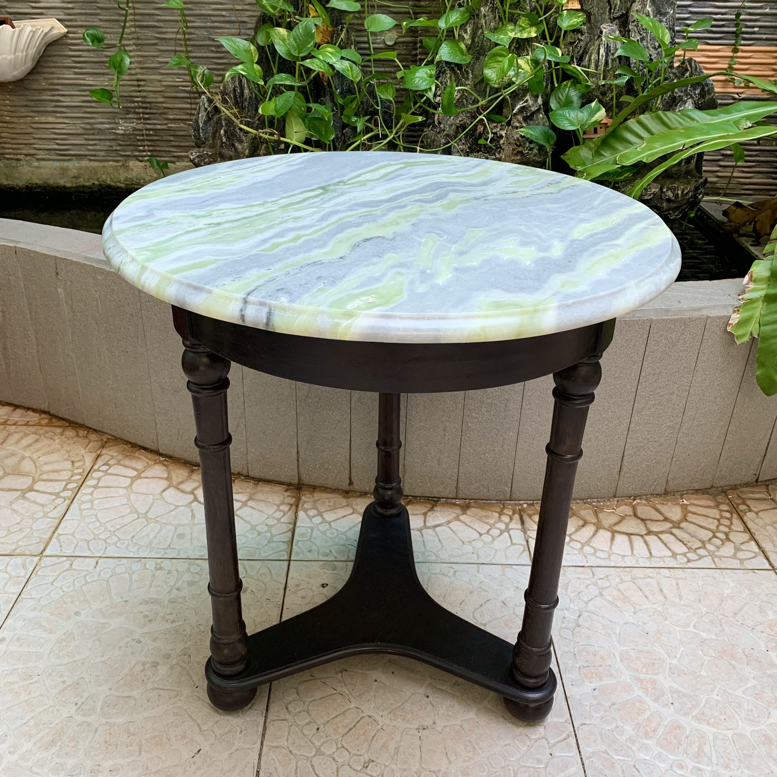 Đôn gỗ Châu Âu đá marble xanh