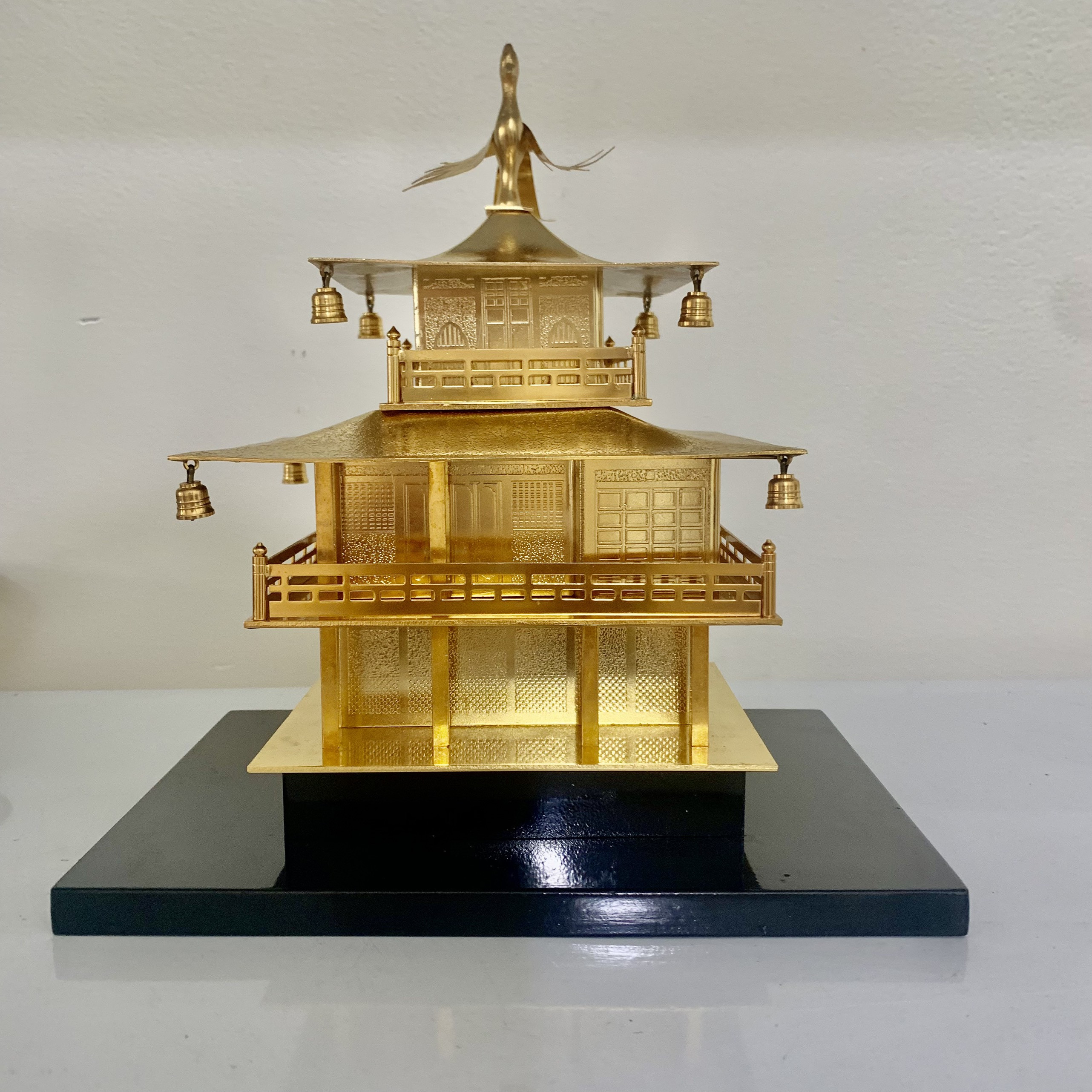 Ngôi đền Kinkaku-Ji Nhật Bản mạ vàng 24K